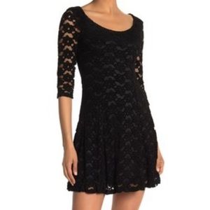 | Papillon | black lace dress. Size S.*